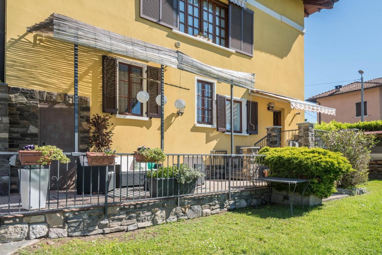 Tinas Yellow Home Leggiuno Eksteriør billede